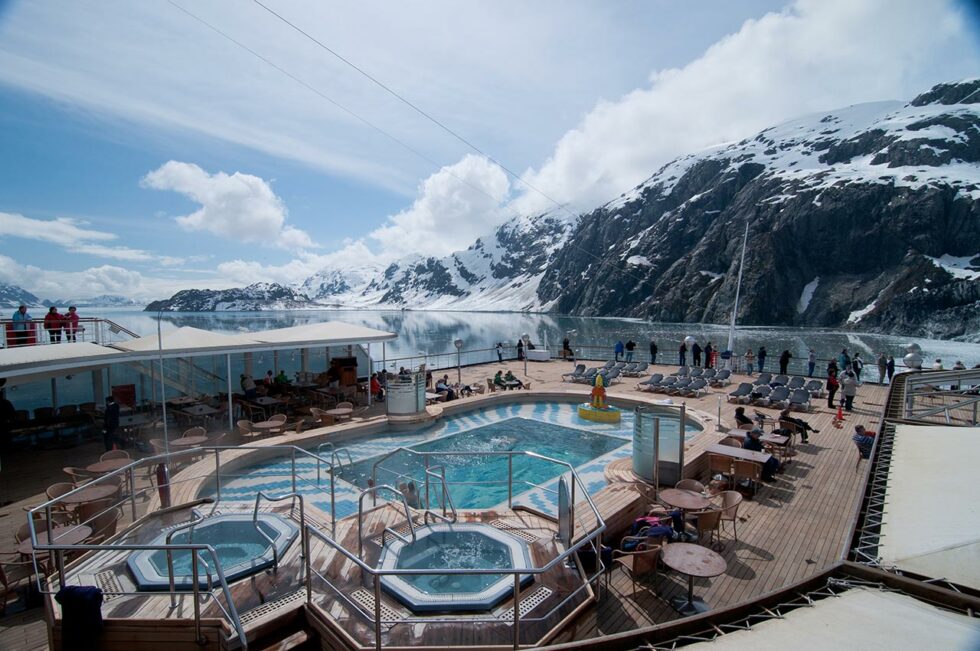 Best Time to Cruise to Alaska | Cruise Travel Outlet